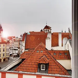 Appartement Karlova 25, Praag